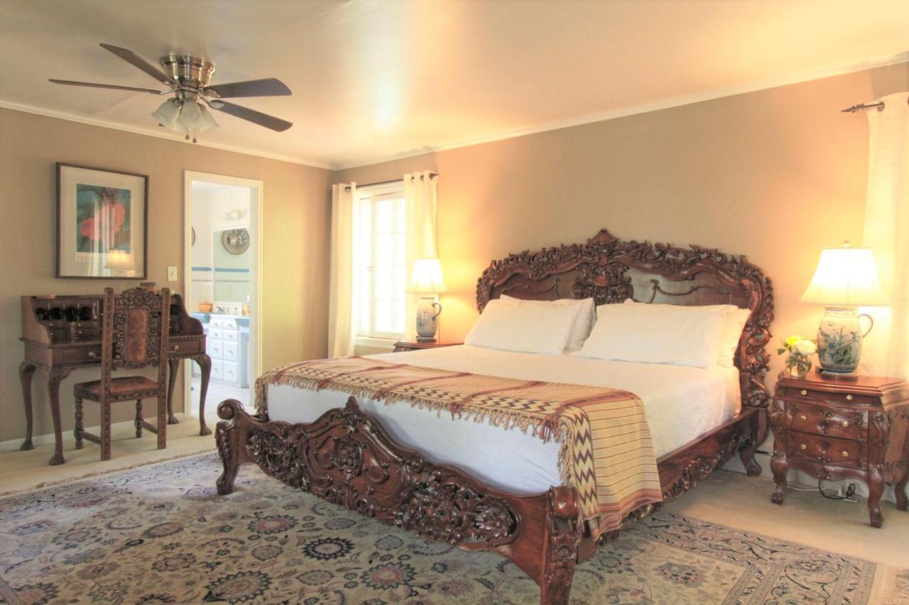Casa Blanca Inn And Suites ฟาร์มิงตัน ภายนอก รูปภาพ